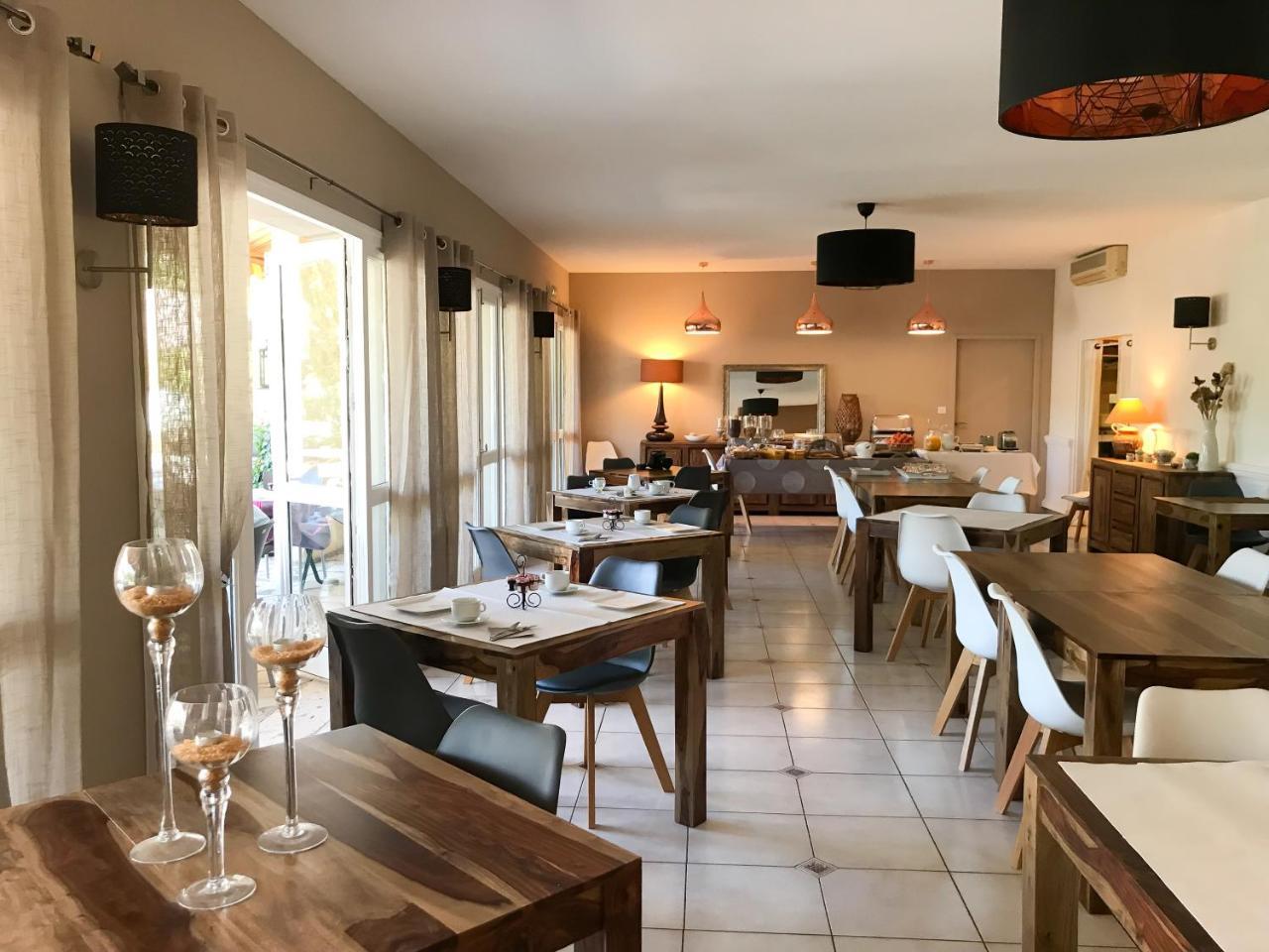 La Picholine En Provence Hotel นียงส์ ภายนอก รูปภาพ