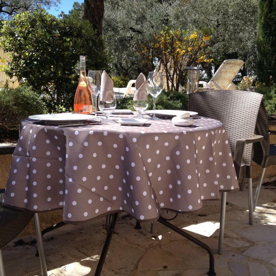 La Picholine En Provence Hotel นียงส์ ภายนอก รูปภาพ